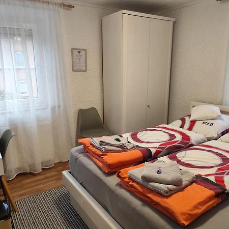 Gaestezimmer Boxenstopp Veitsbronn Eksteriør billede